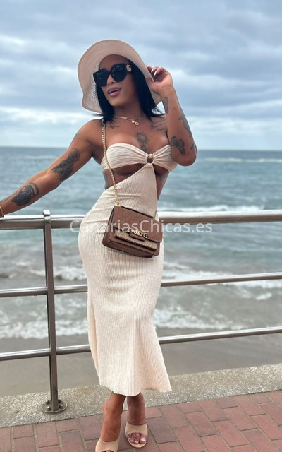 Donatella, trans venezolana divertida. 632145620. Citas en CANARIAS, CANARIAS. www.canariaschicas.es.