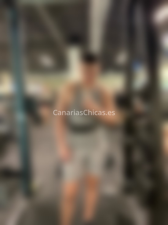 Daniel, colombiano  de 23 años. 688753947. Citas en CANARIAS, CANARIAS. www.canariaschicas.es.