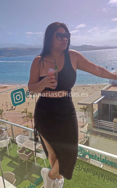 Martina, brasileña de ojos azules. 610492368. Citas en CANARIAS, CANARIAS. www.canariaschicas.es.