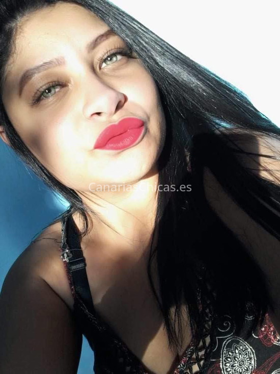 Martina, brasileña de ojos azules. 610492368. Citas en CANARIAS, CANARIAS. www.canariaschicas.es.