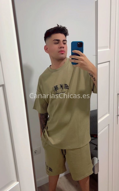 Bruno, latino nuevo por aquí. 603954131. Citas en CANARIAS, CANARIAS. www.canariaschicas.es.