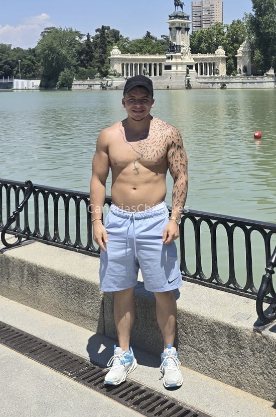 Andrés, latino sociable. 613350994. Citas en CANARIAS, CANARIAS. www.canariaschicas.es.